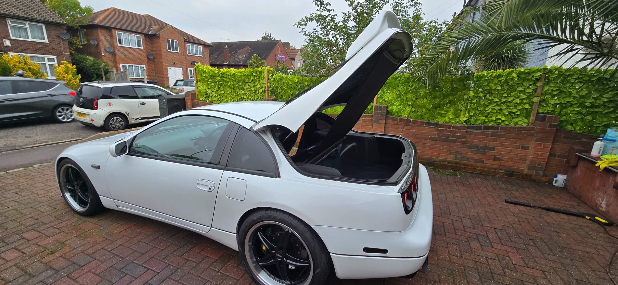 300×2 Nissan | Heritage Collection | FairladyZ 2by2 300ZX Twin-Turbo